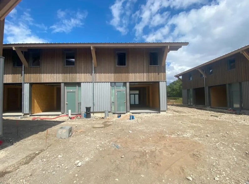 Flex in Le Haillan for lease - Construction Photo - Image 3 of 14