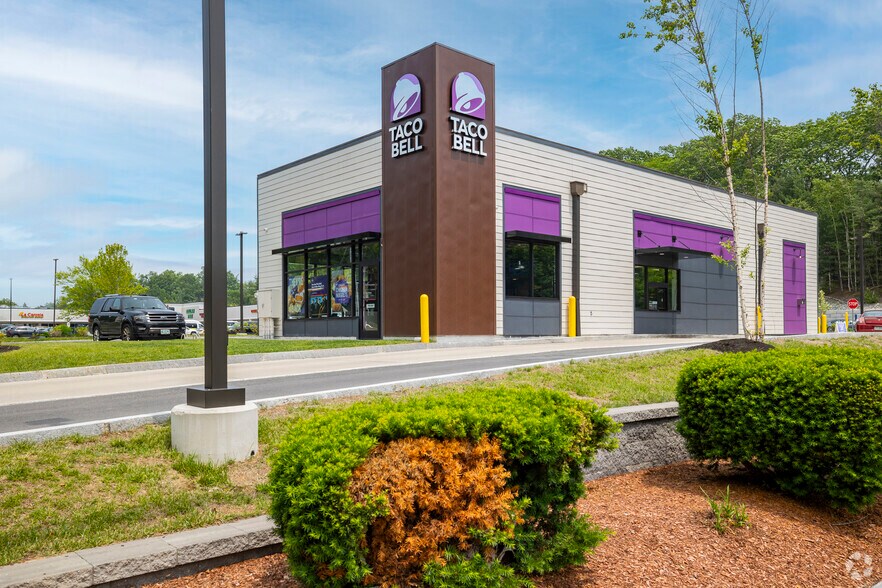 525 Hooksett Rd, Manchester, NH for sale - Primary Photo - Image 1 of 1