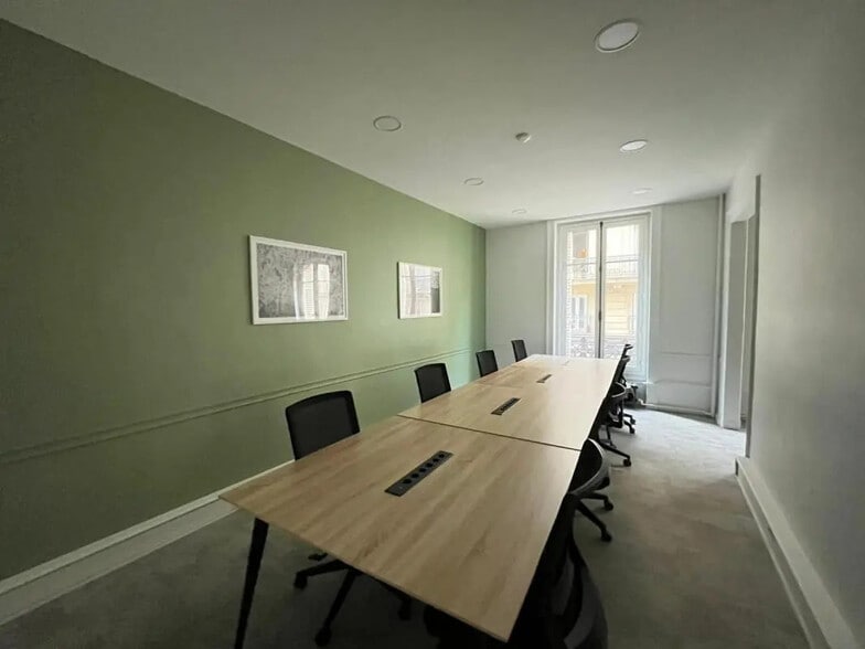 Office in 14-16 Boulevard Poissonnière, Paris for lease - Building Photo - Image 2 of 20