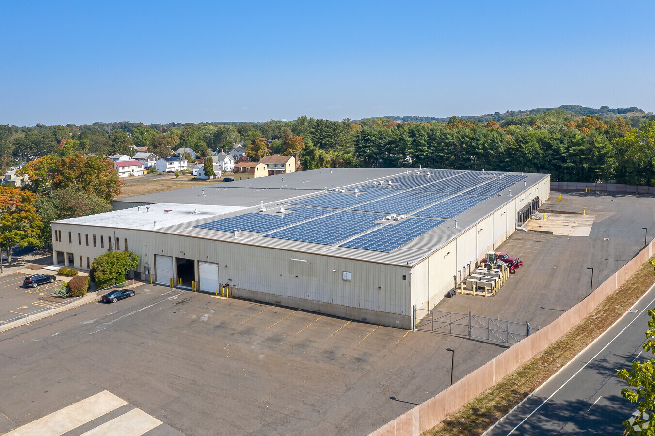 65 Roberts St, East Hartford, CT 06108