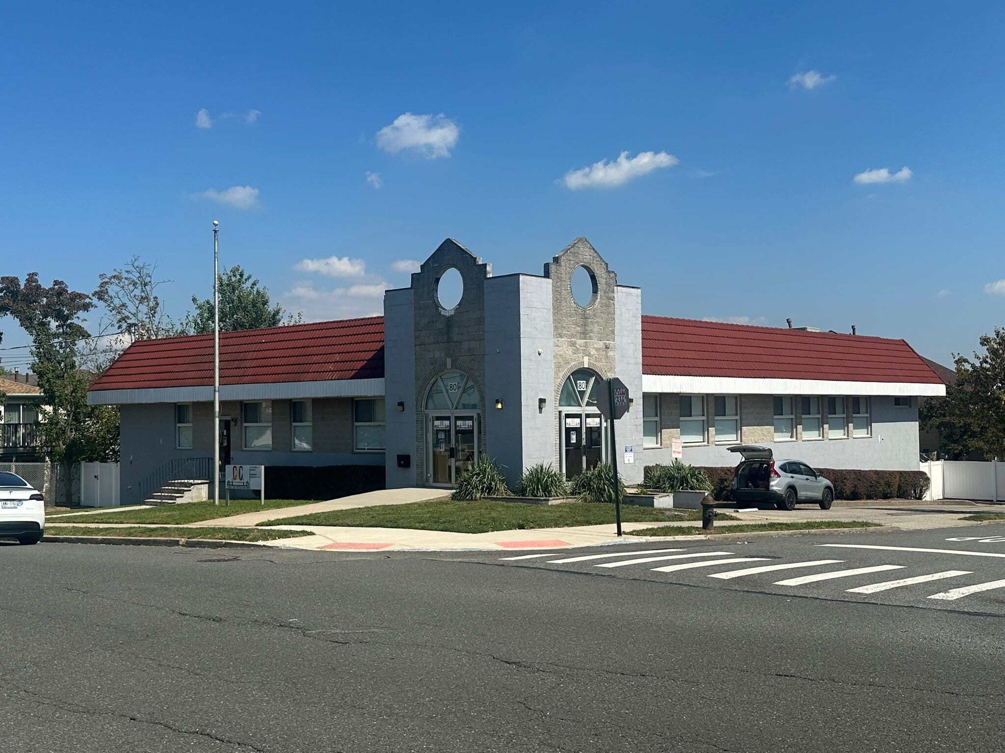 80 Woodrow Rd, Staten Island, NY for lease Building Photo- Image 1 of 49