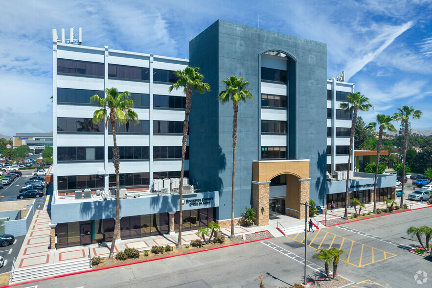 3590 Central Ave, Riverside, CA for lease - Building Photo - Image 3 of 13