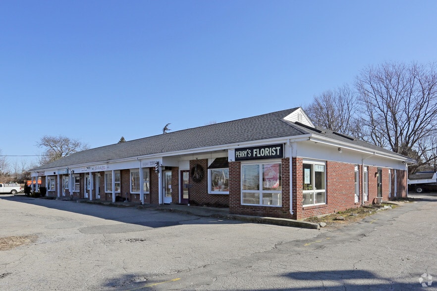 500 Metacom Ave, Bristol, RI for sale - Primary Photo - Image 1 of 1