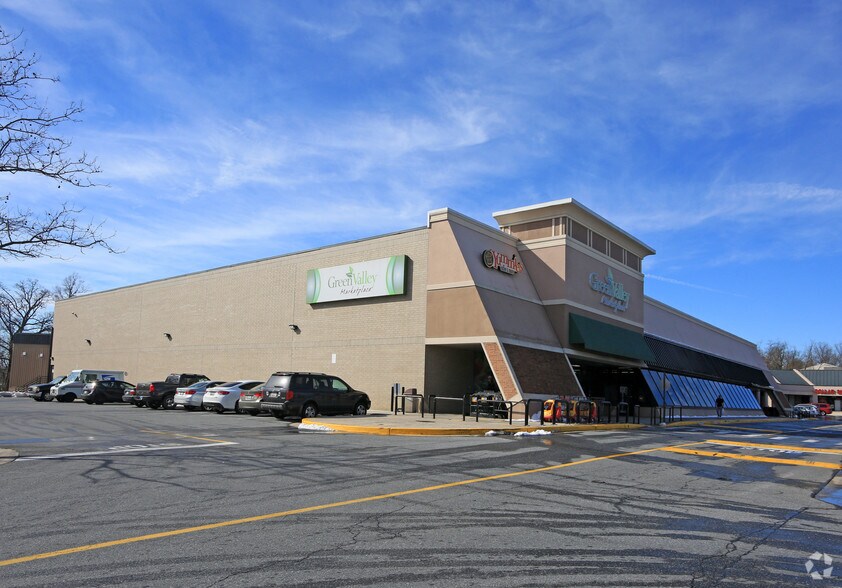 7280 Montgomery Rd, Elkridge, MD for lease - Primary Photo - Image 1 of 9