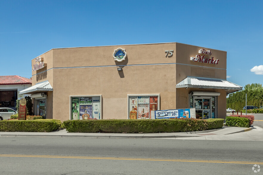 75 E Patriot Blvd, Reno, NV for lease - Building Photo - Image 2 of 8