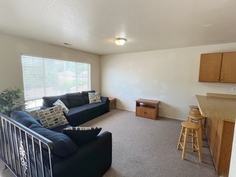 454 N 400 E, Logan, UT for sale - Building Photo - Image 3 of 52