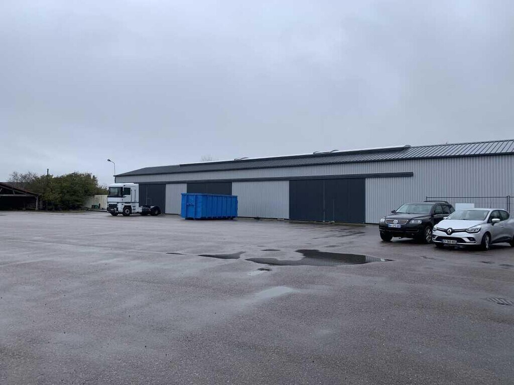 Location Local d'activités 1 047 m² - Photo 1