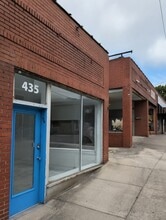 435 N Church St, Hendersonville, NC for lease Interior Photo- Image 2 of 7