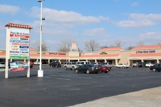 915-1009 N Elm Pl, Broken Arrow, OK for lease Interior Photo- Image 2 of 3