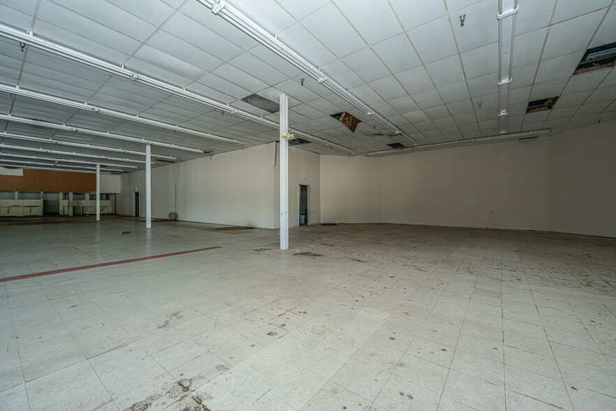 236 Wichman St, Walterboro, SC for lease - Interior Photo - Image 3 of 10