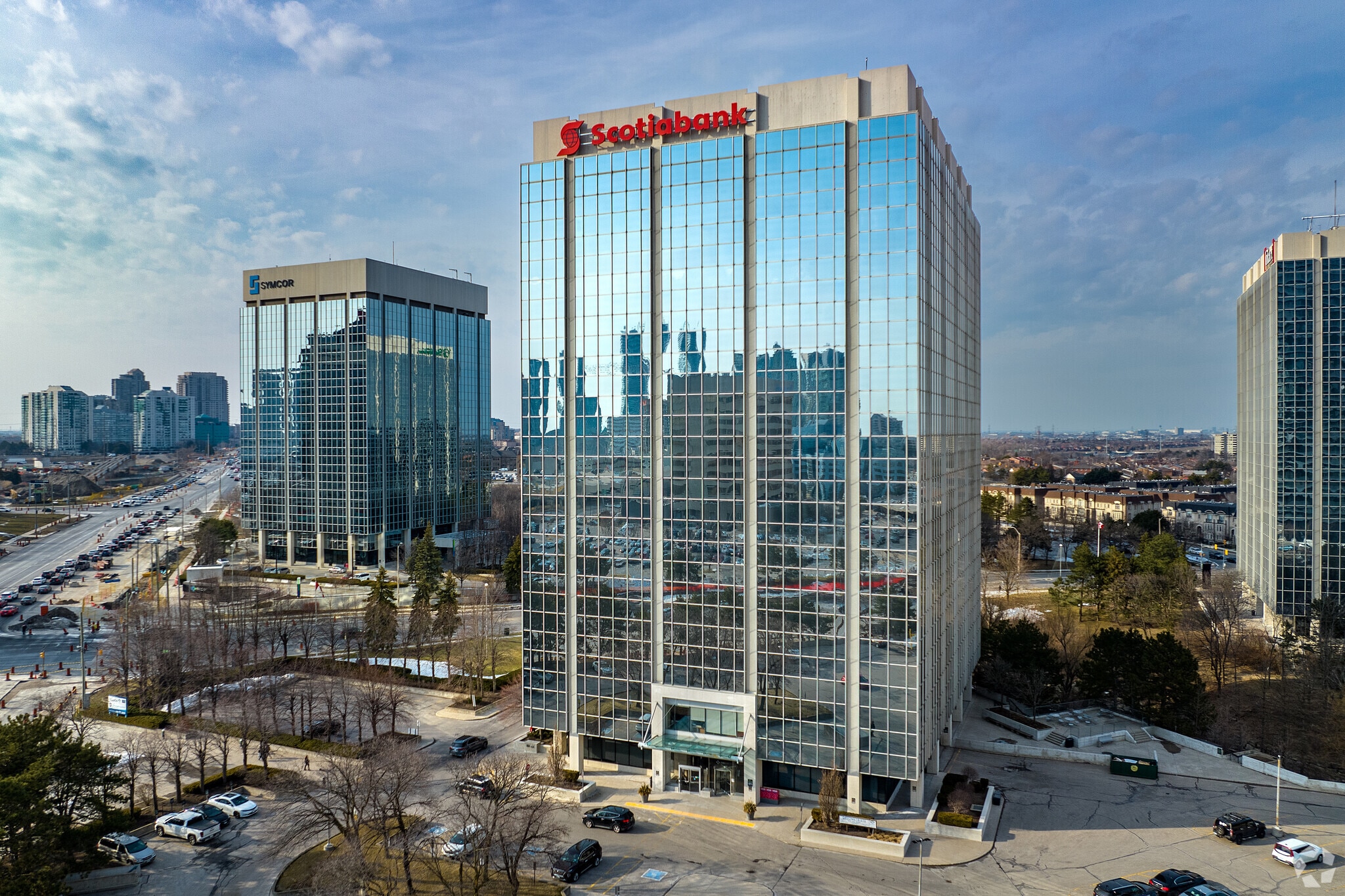 2 Robert Speck Pky, Mississauga, ON for lease Building Photo- Image 1 of 8