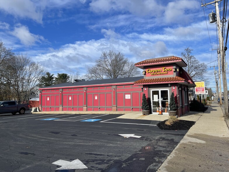 1005 Main St, Sanford, ME for sale - Building Photo - Image 1 of 1