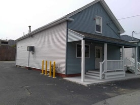 84-86 Kilvert St, Warwick RI - Pub