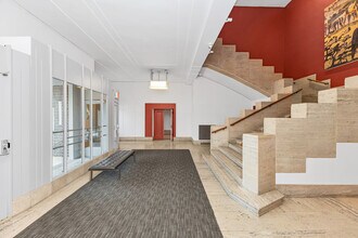 310 Riverside Dr, New York, NY for lease Lobby- Image 1 of 6