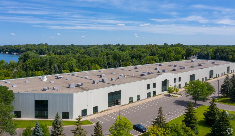 6105 N Trenton Ln, Plymouth, MN for lease - Building Photo - Image 2 of 4