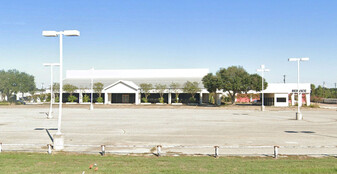 1100 Business Highway 290 N, Hempstead TX - Automotive Property