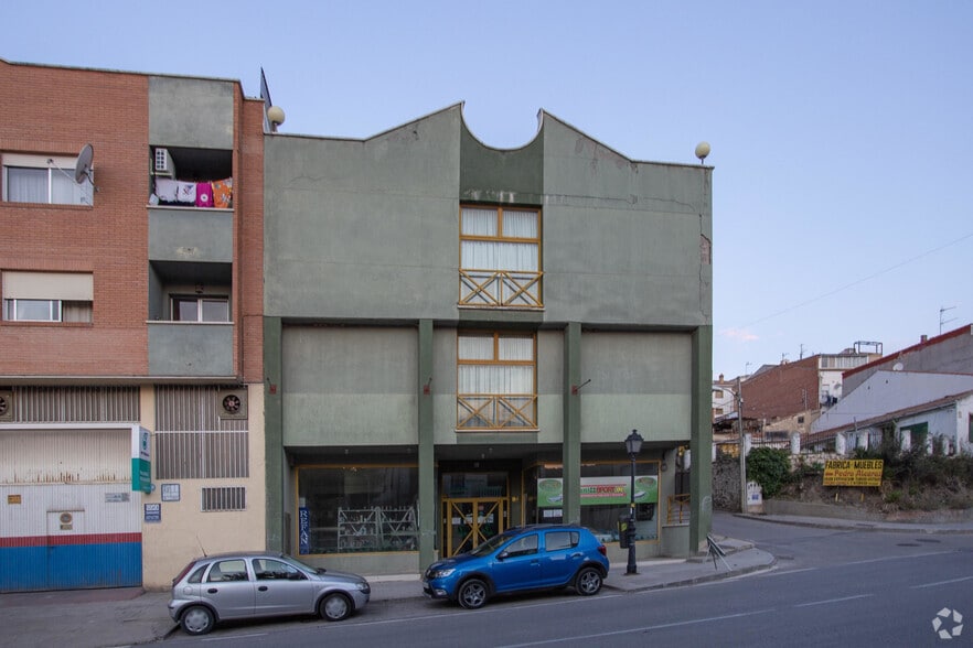 Calle Alcalá, 90, Valdilecha, Madrid for lease - Primary Photo - Image 1 of 12
