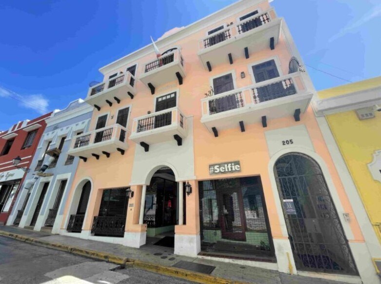  for sale Primary Photo- Image 1 of 2