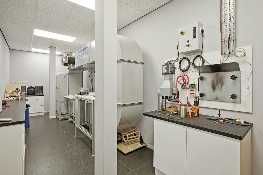 Pasture Ln, Bradford for sale - Interior Photo - Image 3 of 7