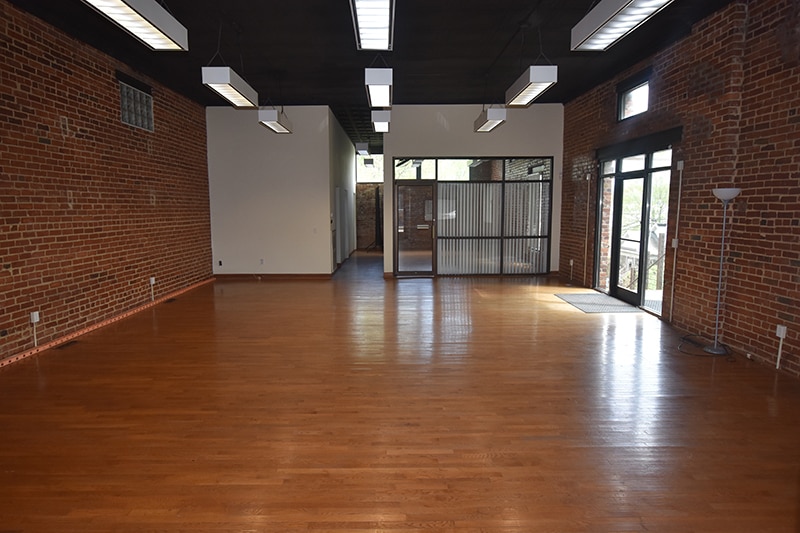804 Central Ave, Chattanooga, TN for lease - Interior Photo - Image 2 of 5