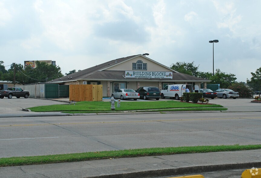 2025 Woodmere Blvd, Harvey, LA 70058