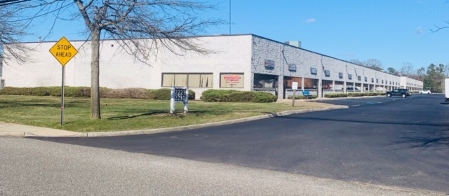 2231 Fifth Ave, Ronkonkoma, NY for lease - Primary Photo - Image 1 of 16