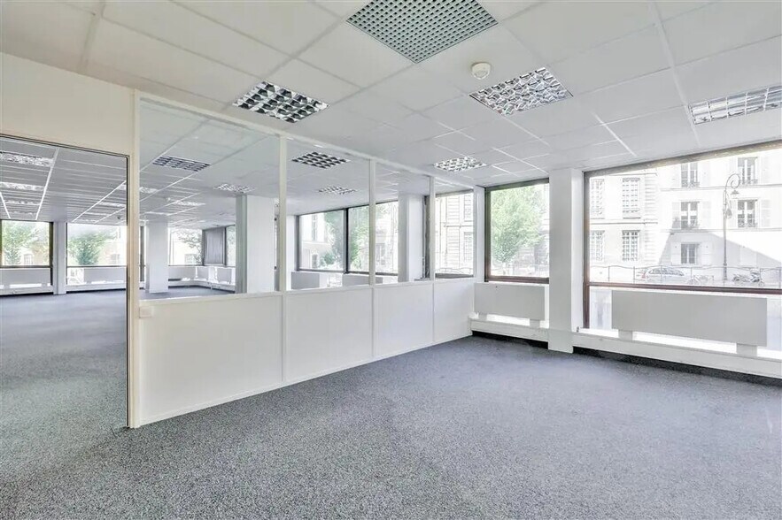 Office in Saint-Cloud for sale - Building Photo - Image 2 of 9