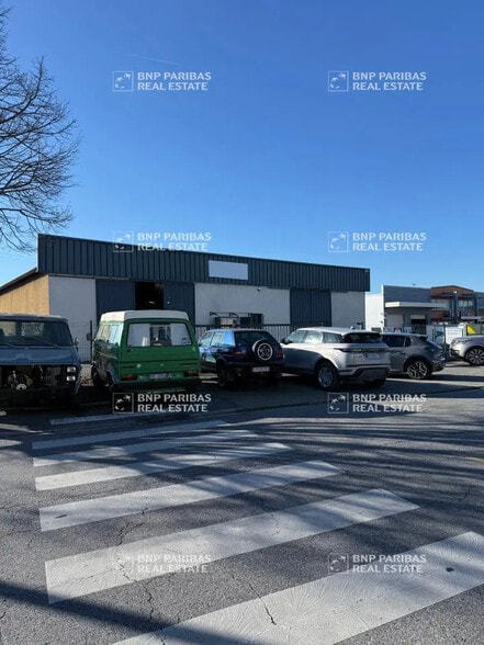Industrial in Saint-Alban for lease - Building Photo - Image 3 of 3