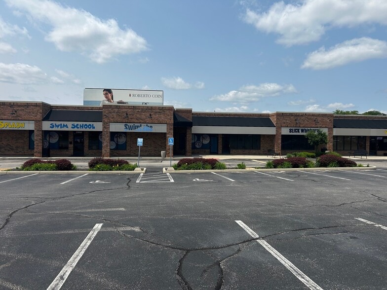 2906-2994 Hayden Rd, Columbus, OH for lease - Building Photo - Image 2 of 19