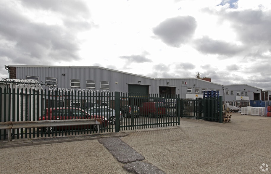 Fishers Way, Belvedere for sale - Primary Photo - Image 1 of 1