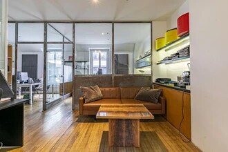 44 Rue Fortuny, Paris for lease Interior Photo- Image 1 of 14