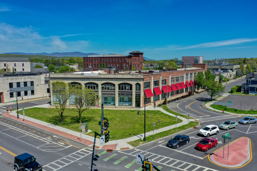 504-516 Broadway, Kingston, NY for lease - Building Photo - Image 3 of 10