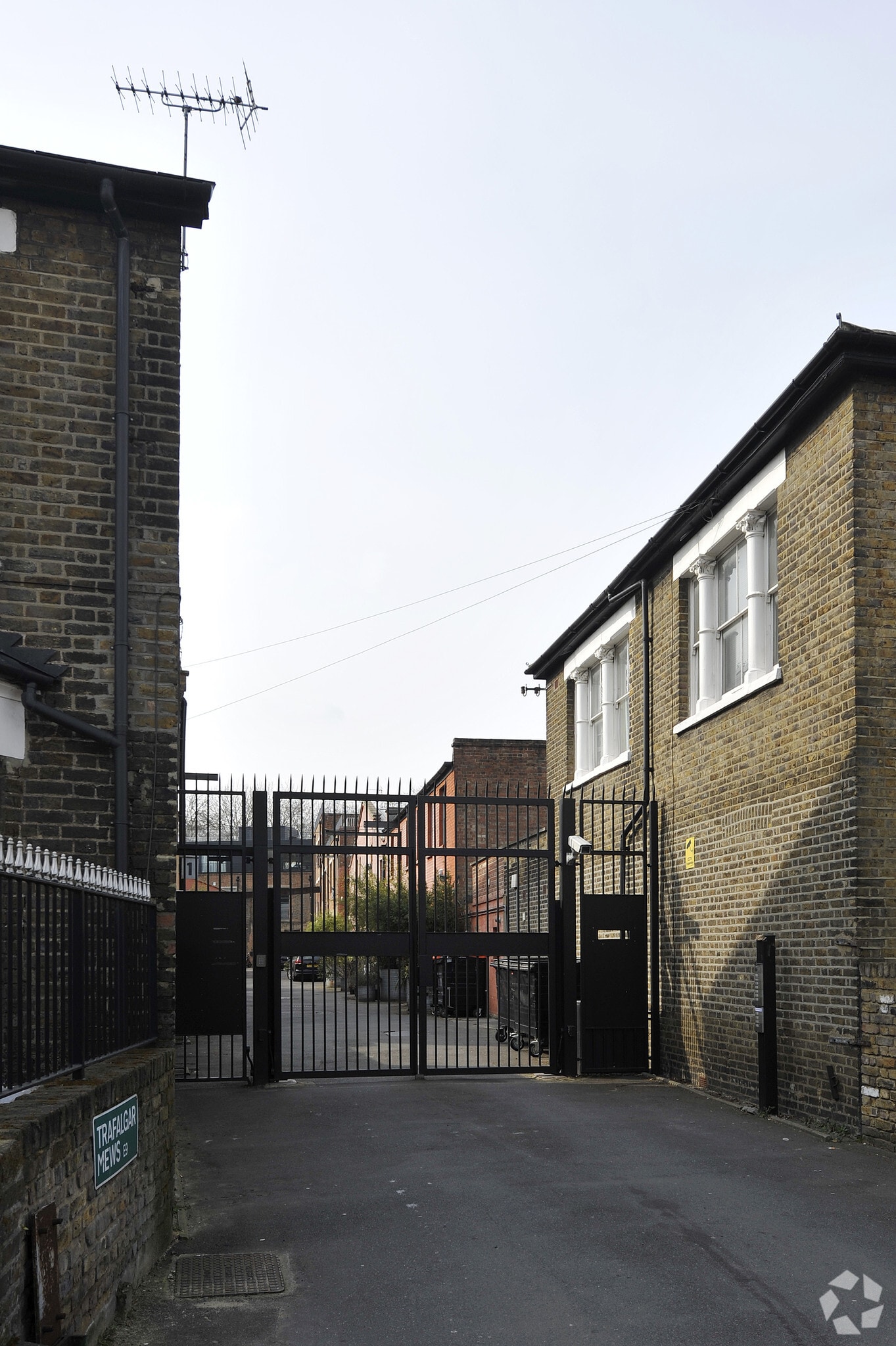 Trafalgar Mews, London for sale Primary Photo- Image 1 of 1