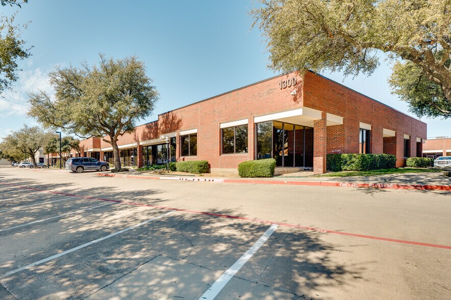 1300 S Sherman St, Richardson, TX for sale - Building Photo - Image 1 of 1