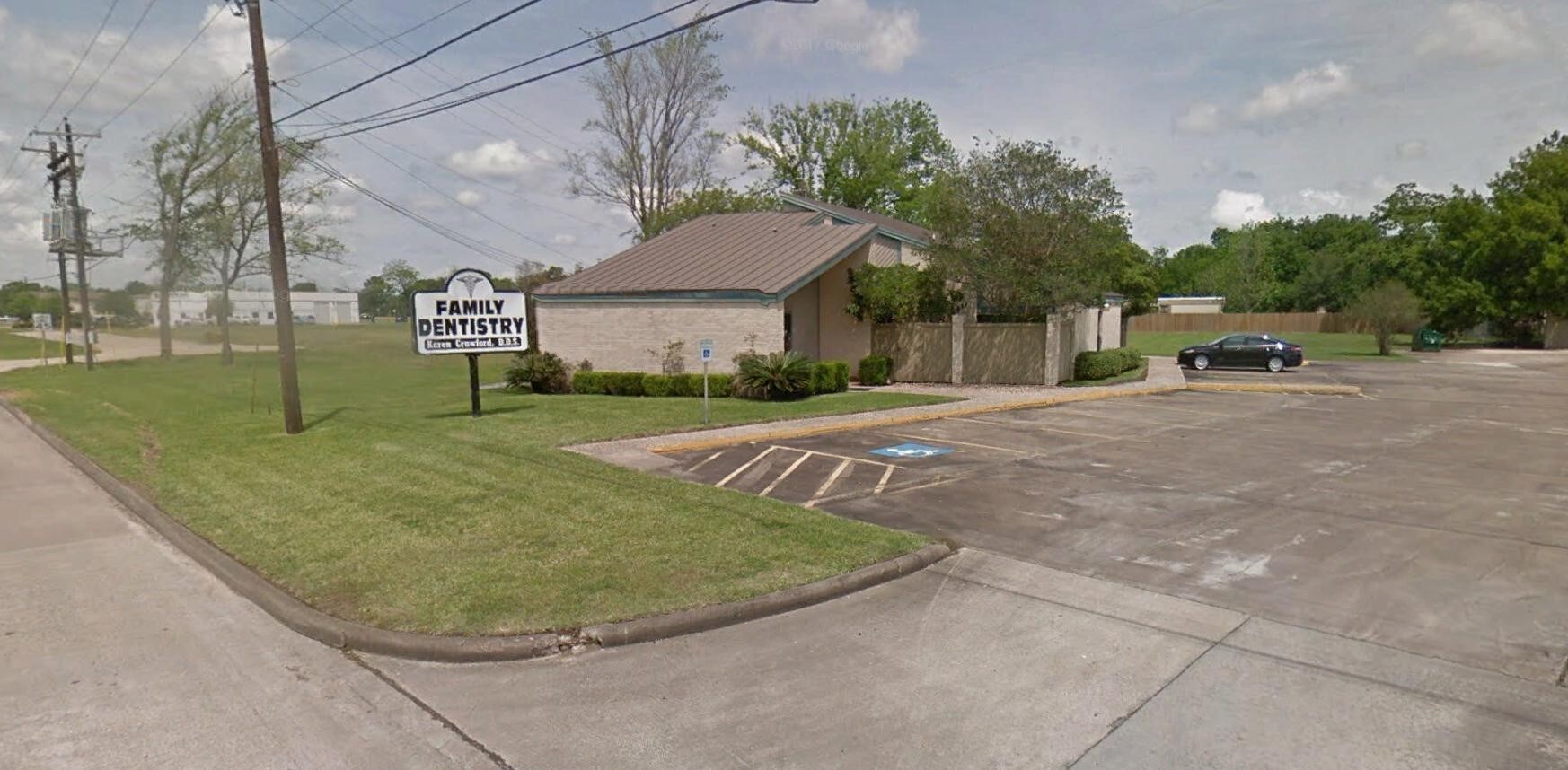 5304 Decker Dr, Baytown, TX 77520