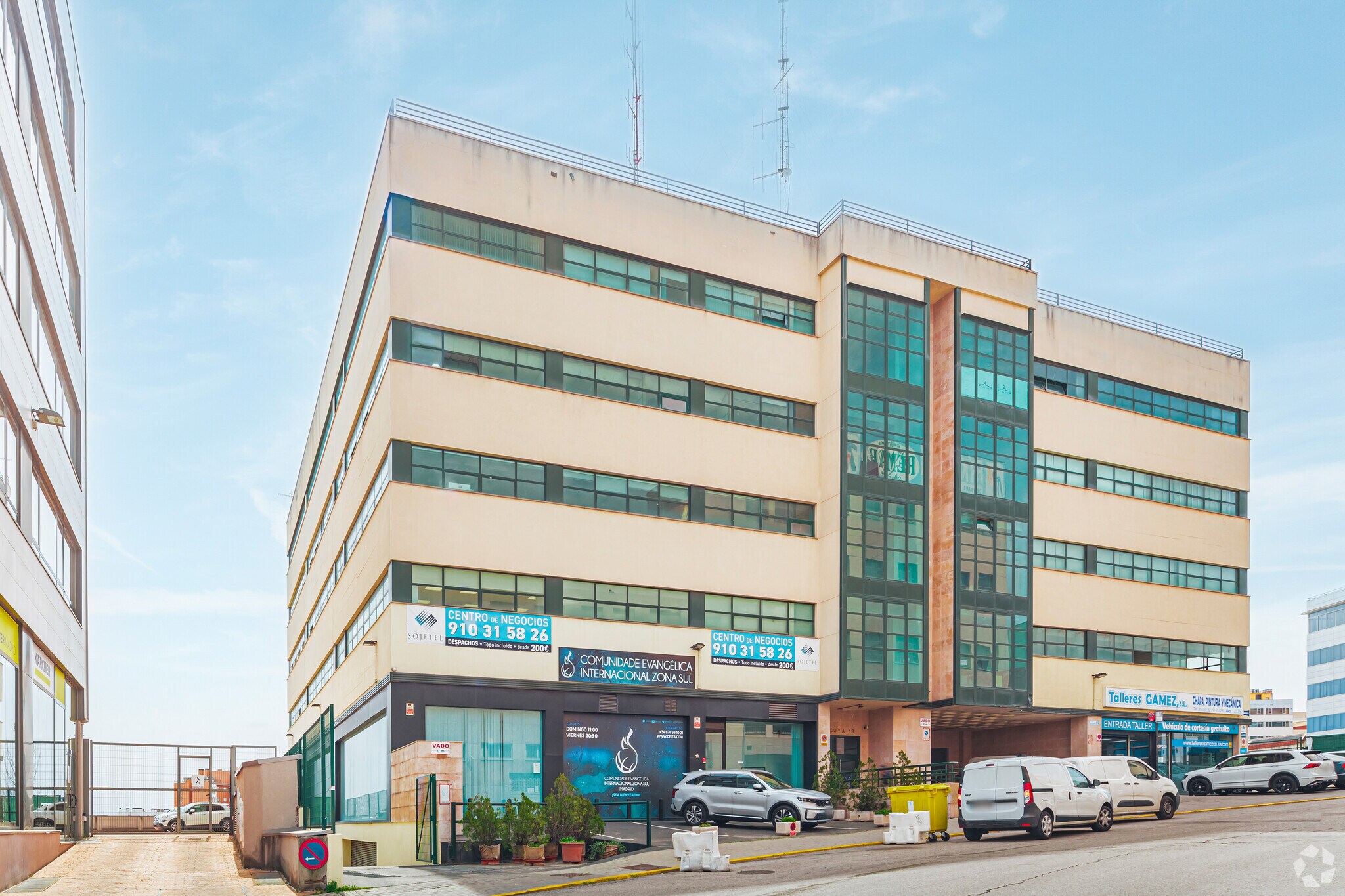 Calle Secoya, 19, Madrid, Madrid for sale Building Photo- Image 1 of 1