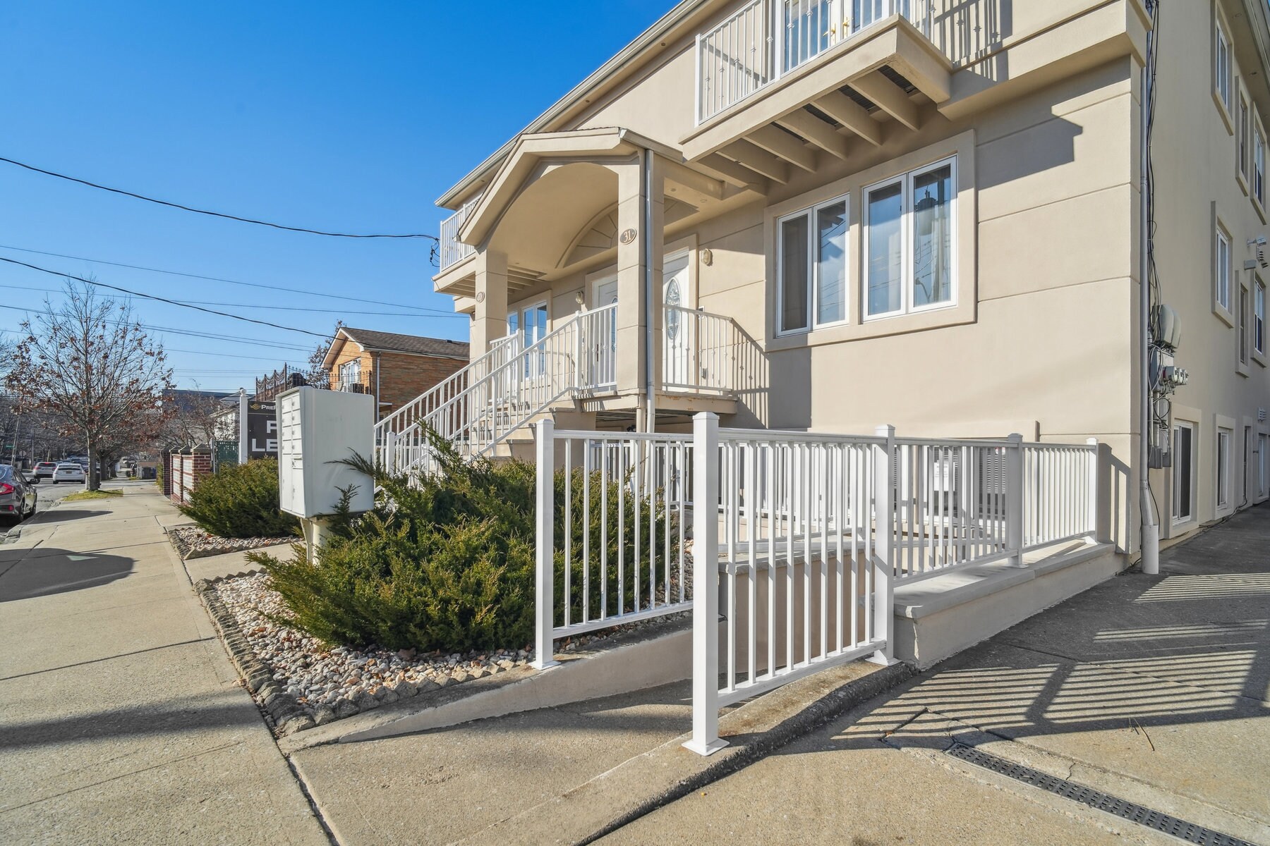 31 Tioga St, Staten Island, NY for sale Primary Photo- Image 1 of 1