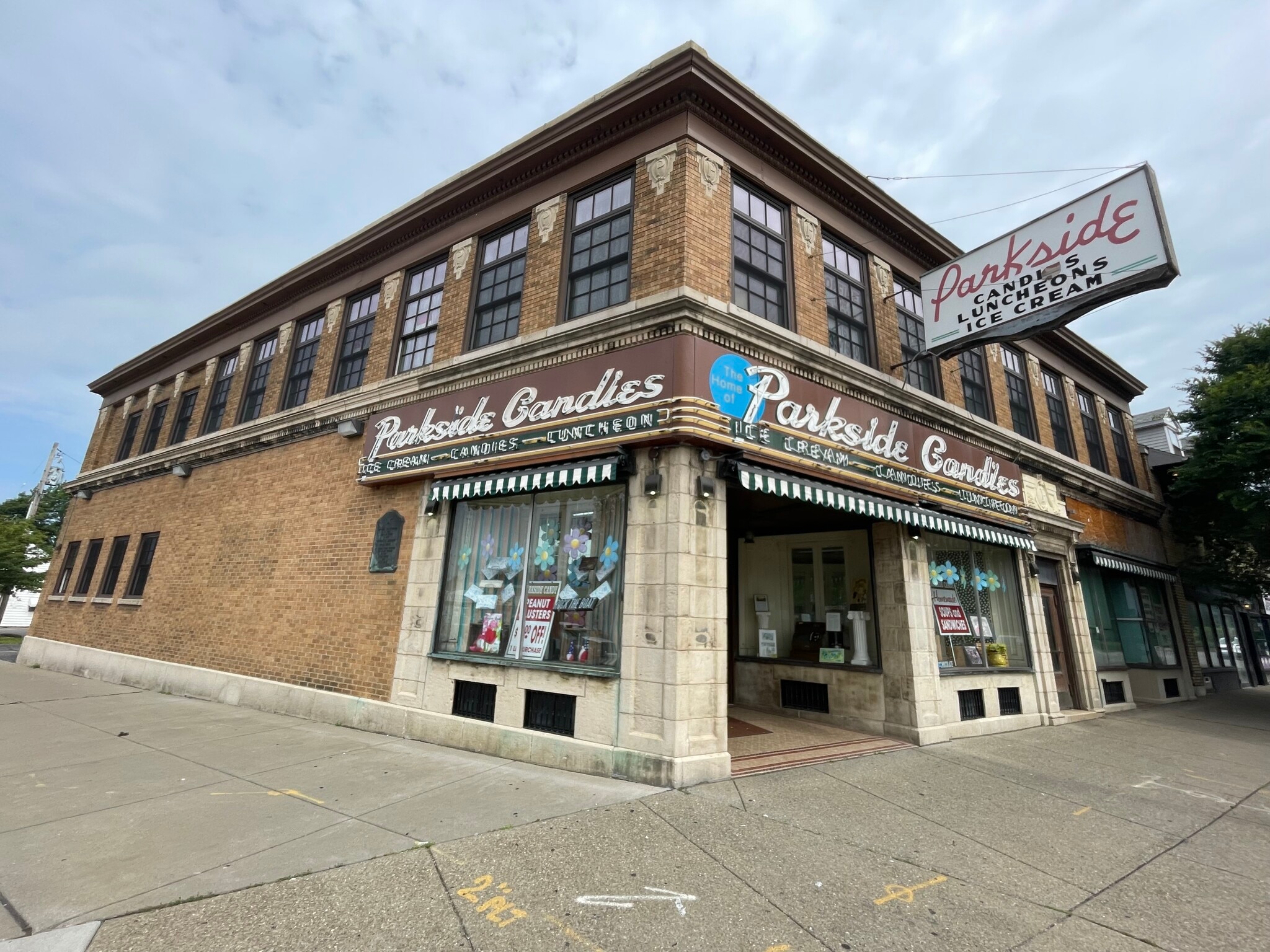 3208 Main St, Buffalo, NY for sale Building Photo- Image 1 of 8