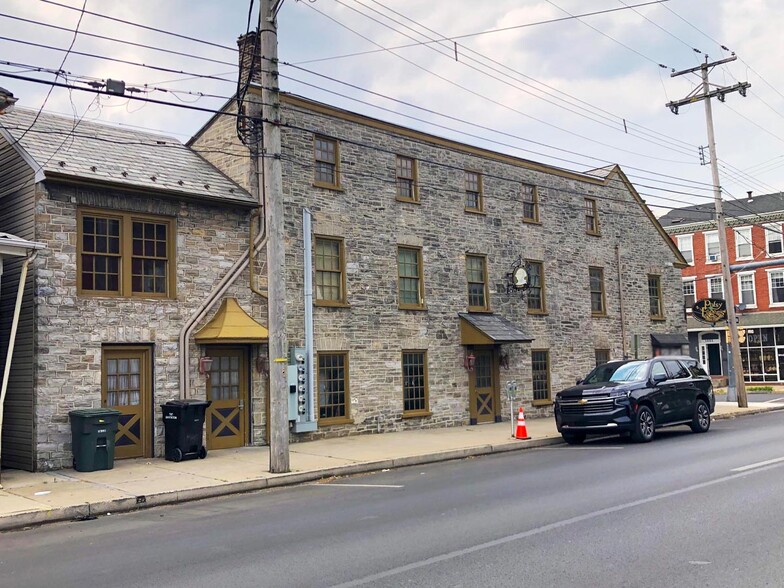 1000 Cumberland St, Lebanon, PA for sale - Building Photo - Image 3 of 12