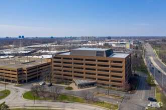 95 W Algonquin Rd, Arlington Heights, IL - AERIAL map view