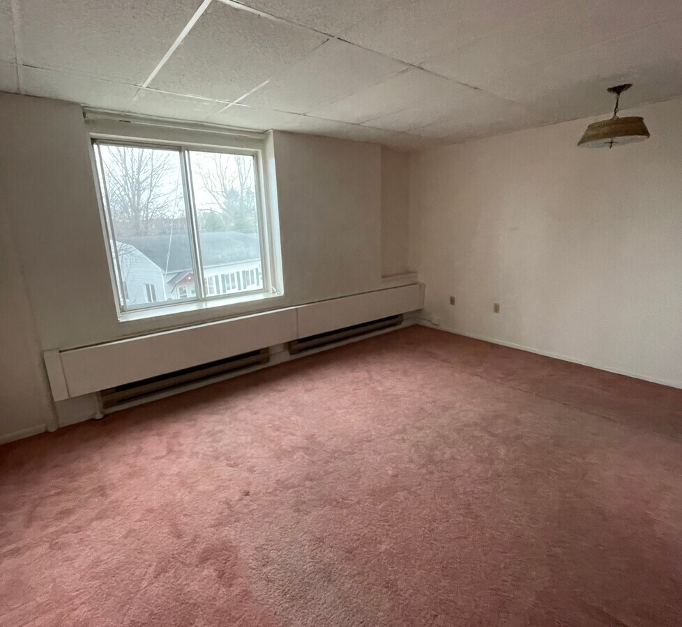 27 Sunnyside Ave, Bemus Point, NY 14712 Sunnyside Manor Apartments