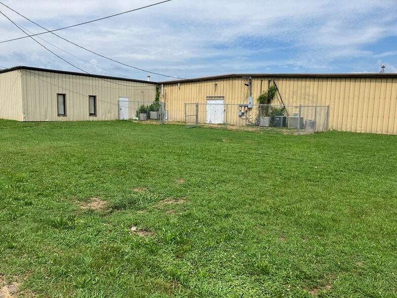 770 Everett St, Tiptonville, TN for sale - Building Photo - Image 2 of 5
