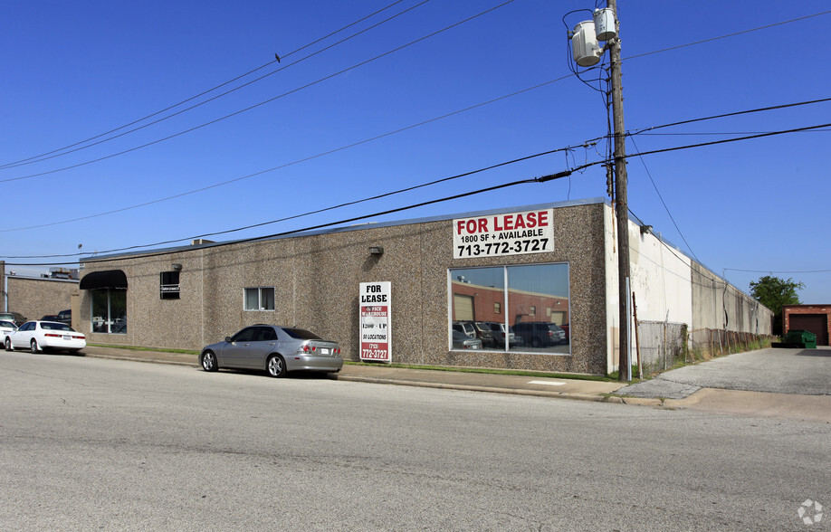 6230 Evergreen St, Houston, TX for lease - Building Photo - Image 2 of 5