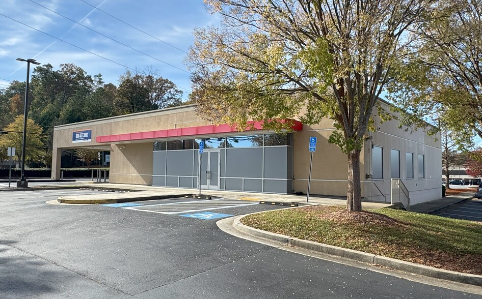 3585 Canton Rd, Marietta, GA for lease - Building Photo - Image 1 of 7