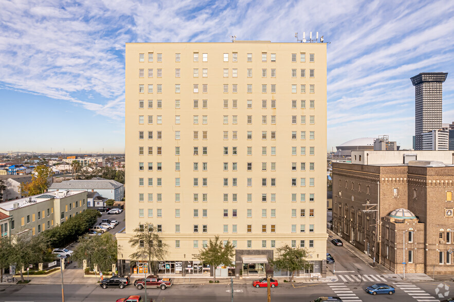 1205 Saint Charles Ave, New Orleans, LA for sale - Building Photo - Image 2 of 6