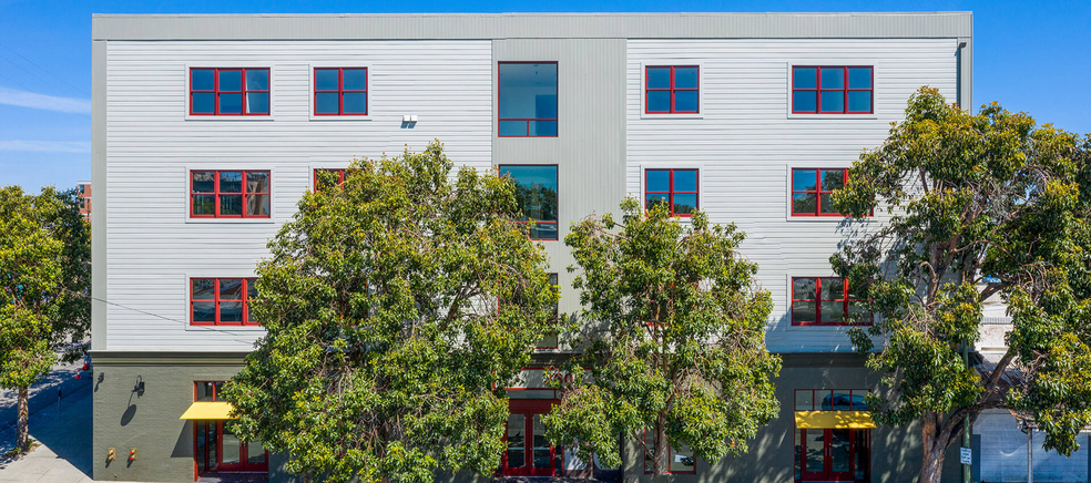 330 Franklin St, Oakland, CA for lease - Building Photo - Image 1 of 8