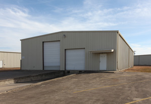 305 Industrial Dr, Forney TX - Warehouse