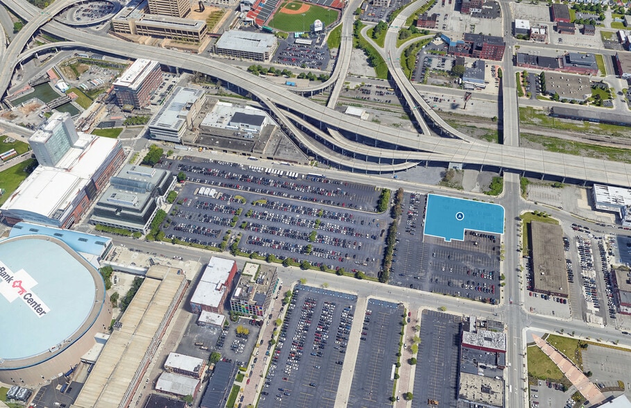 139 Scott St, Buffalo, NY for lease - Building Photo - Image 1 of 1