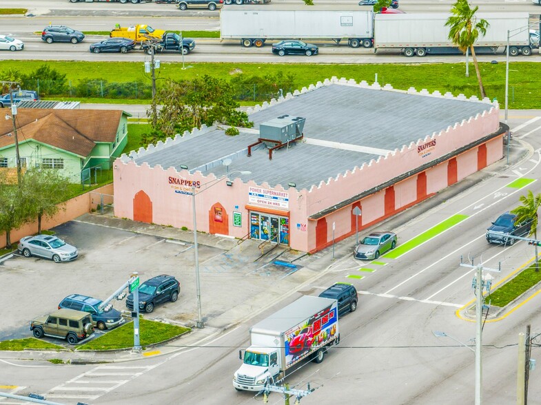 14566 NW 22nd Ave, Opa Locka, FL for sale - Building Photo - Image 1 of 4