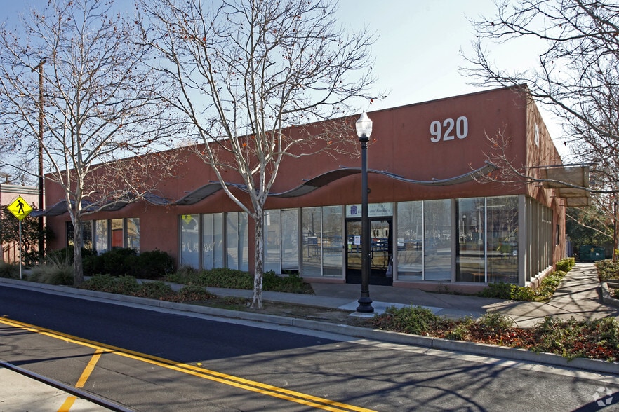 920 Del Paso Blvd, Sacramento, CA for sale - Building Photo - Image 1 of 1